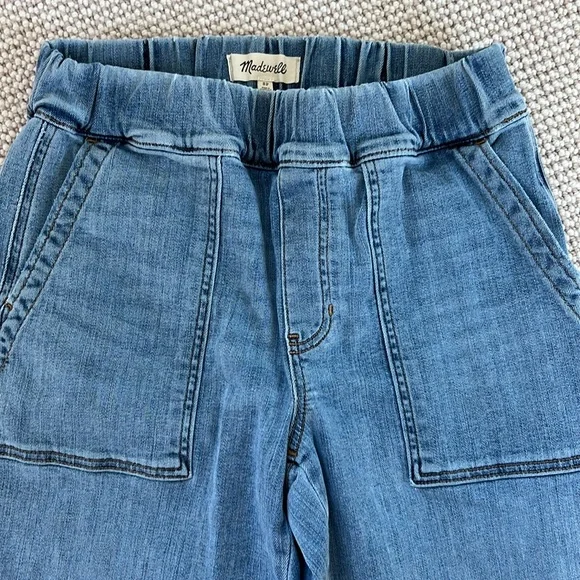 Madewell size small petit jeans- elastic waist. Never worn! - Picture 2 of 5